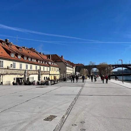 Apartman Old Town's Legend: Center With Balcony Maribor