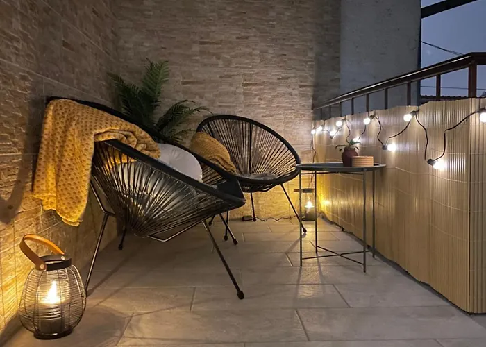 Appartement Old Town's Legend: Center With Balcony *