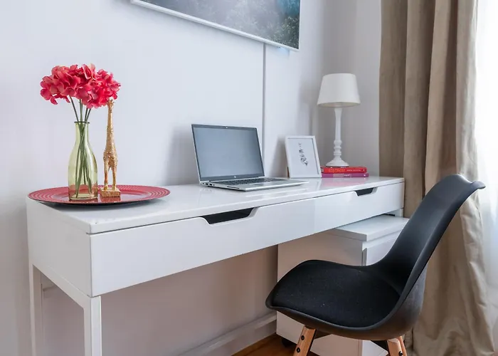 Appartement Old Town's Legend: Center With Balcony Maribor