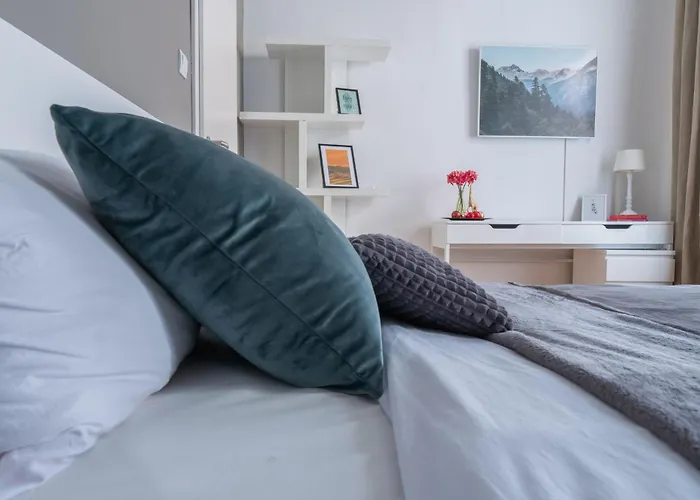 شقة Old Town's Legend: Center With Balcony ماريبور